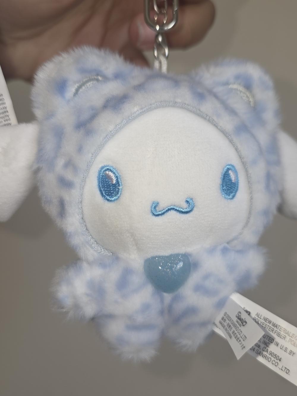 Sanrio Cinnamonroll Plush Keychain with Heart Charm
